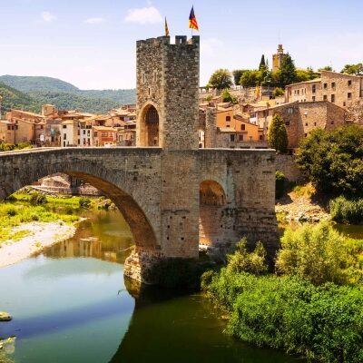 BCN ESP Besalu iStock 176683581 2 web d23d723fc2ca64ef171ff5fd8bdb5394