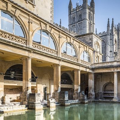 ENG Bath roman bath Visit Britian.jpg web 94da96785d60b0dfd26a58438b91d61e