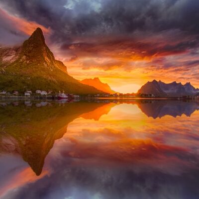 NOR Mitternachtssonne Lofoten visitnorway.jpg web d77ba2b66e53318ccf41ebe8f0a419dd